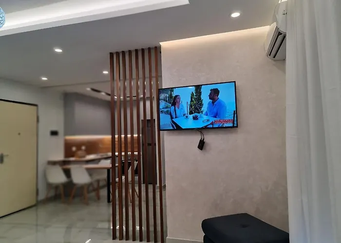 Alvi Apartment