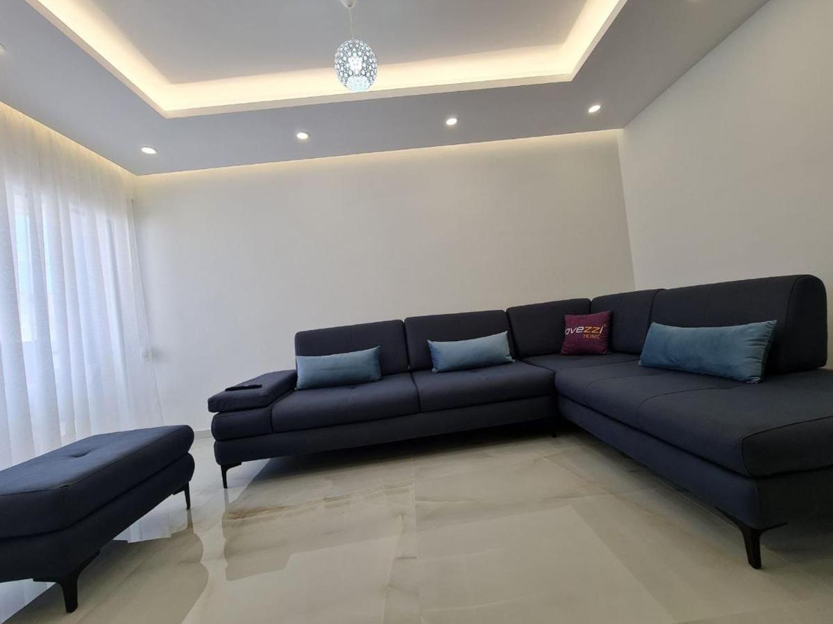Apartment Alvi *